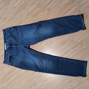 Curvy straight leg jeans